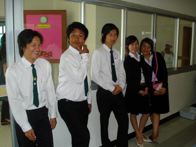 ../Picture/2551/uIjpCR928834-02.jpg