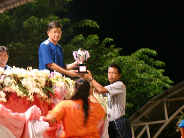 ../Picture/2553/DSC09880.JPG