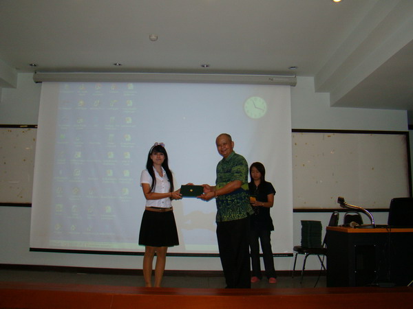 ../Picture/2553/MJUP2010110910295604.JPG
