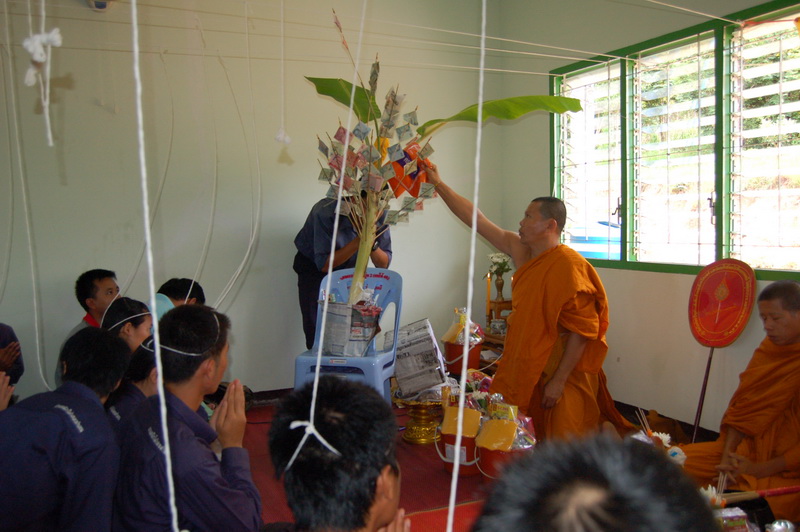 ../Picture/2554/MJUP2011071108465909.JPG