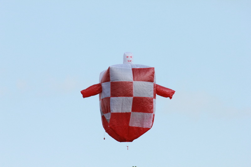 ../Picture/2554/MJUP2011110917443701.JPG
