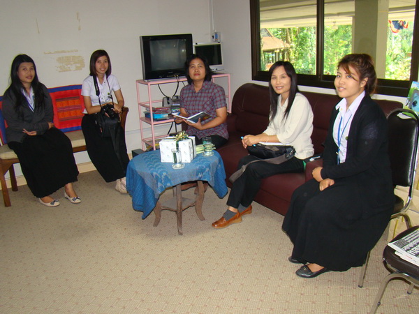../Picture/2555/MJUP2012043014344303.JPG