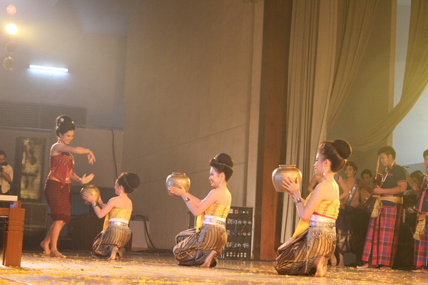 ../Picture/2555/MJUP2012053023584505.JPG