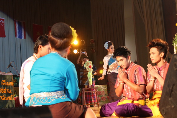 ../Picture/2555/MJUP2012053023584509.JPG
