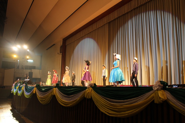 ../Picture/2555/MJUP2012053100013901.JPG