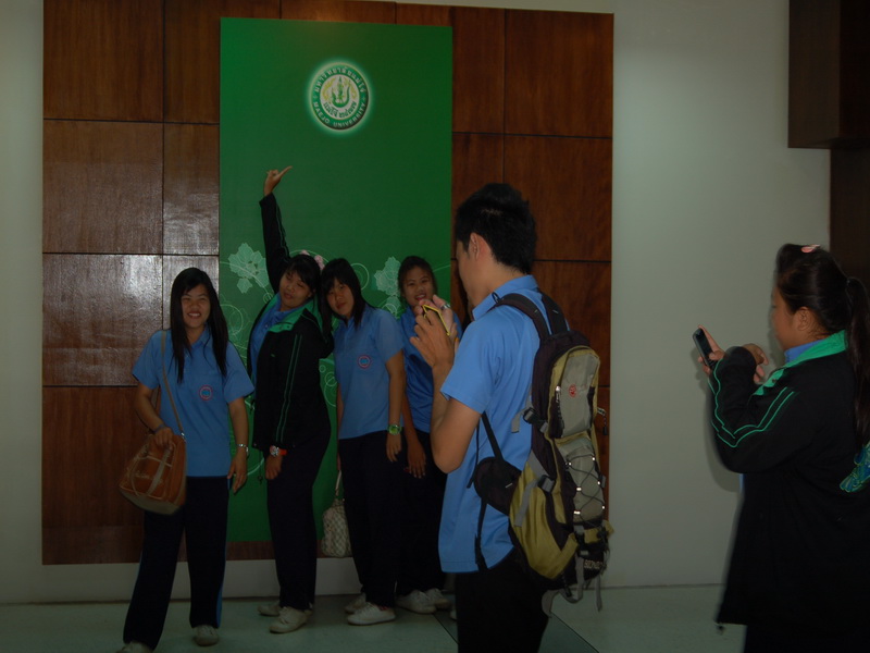 ../Picture/2555/MJUP2012061111180301.jpg