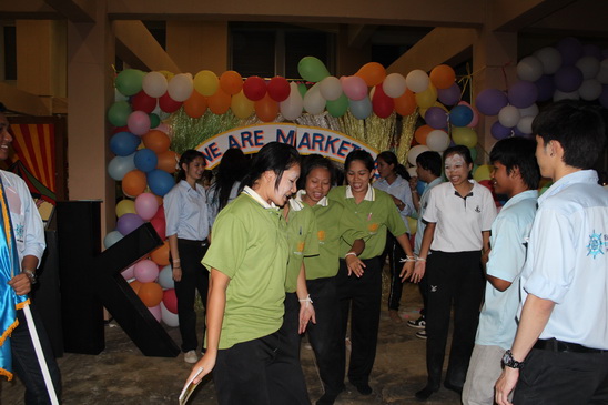 ../Picture/2555/MJUP2012070409091701.JPG
