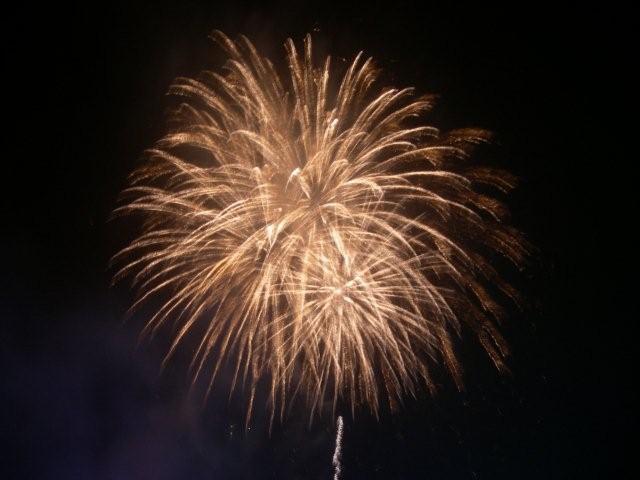 ../Picture/2556/MJU25561216104834112.jpg