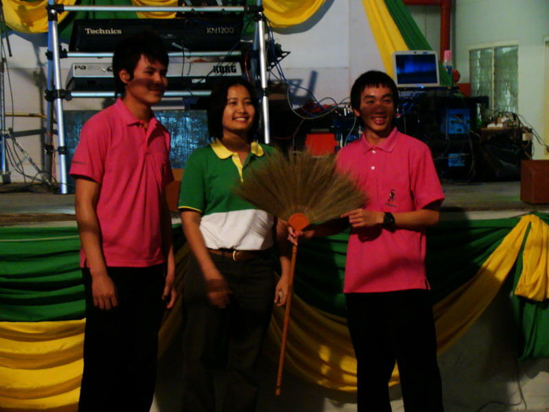 ../Picture/2552/DSC03454.JPG