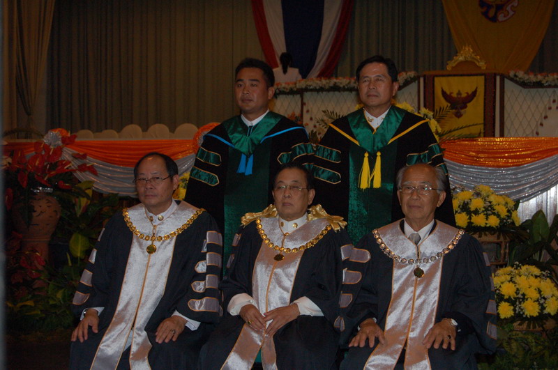 ../Picture/2553/DSC_0493.JPG