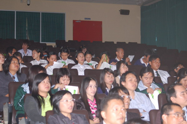 ../Picture/2553/MJUP2010110311201504.JPG