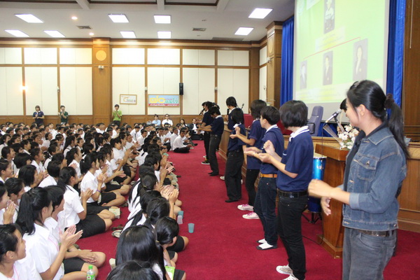 ../Picture/2555/MJUP2012053116363202.JPG