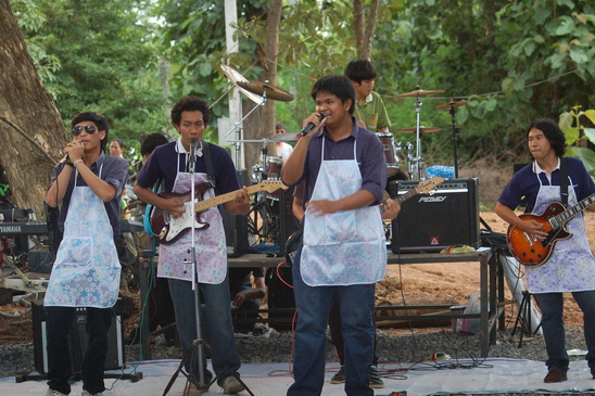 ../Picture/2555/MJUP2012071916560605.JPG